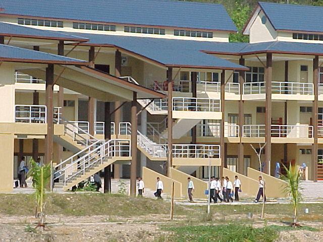 LATAR BELAKANG - KOLEJ TESDEC